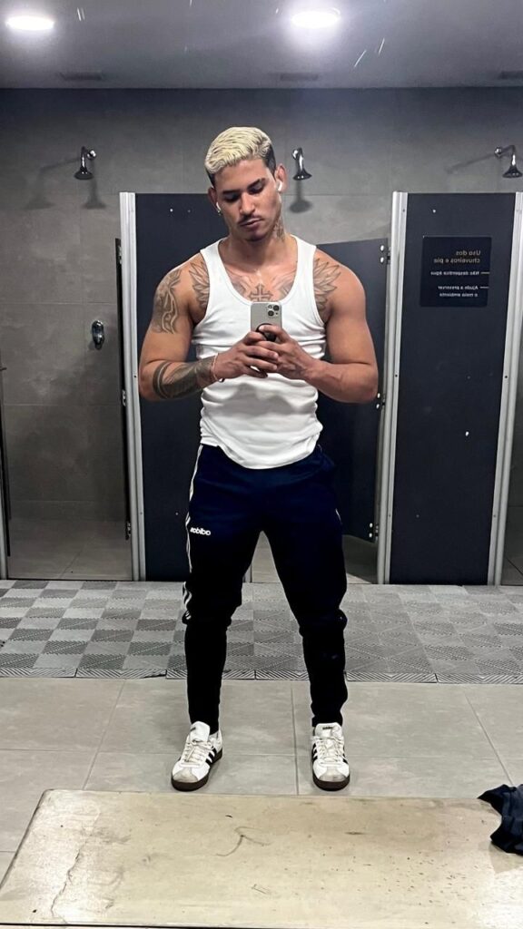 Yago Massagista Masculino em SP